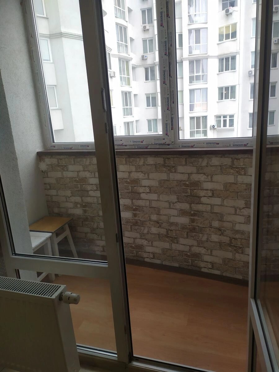 Apartment for rent 1 room, 38 m², 9th fl./20 floors. Svitla, Kyiv. 