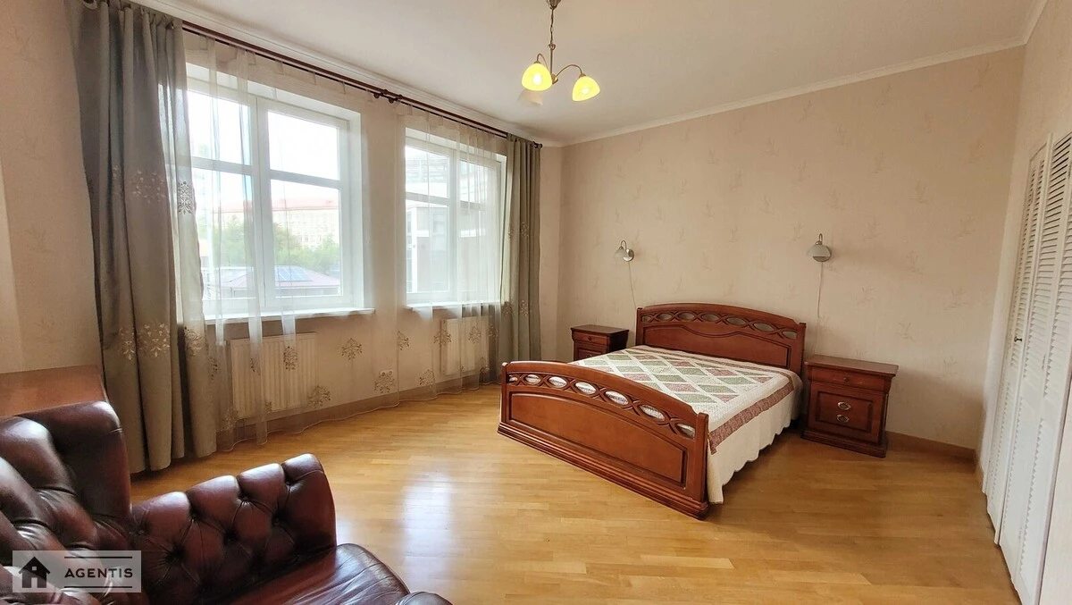 Apartment for rent 3 rooms, 129 m², 4th fl./16 floors. 32, Yevhena Konovaltsya vul. Shchorsa, Kyiv. 