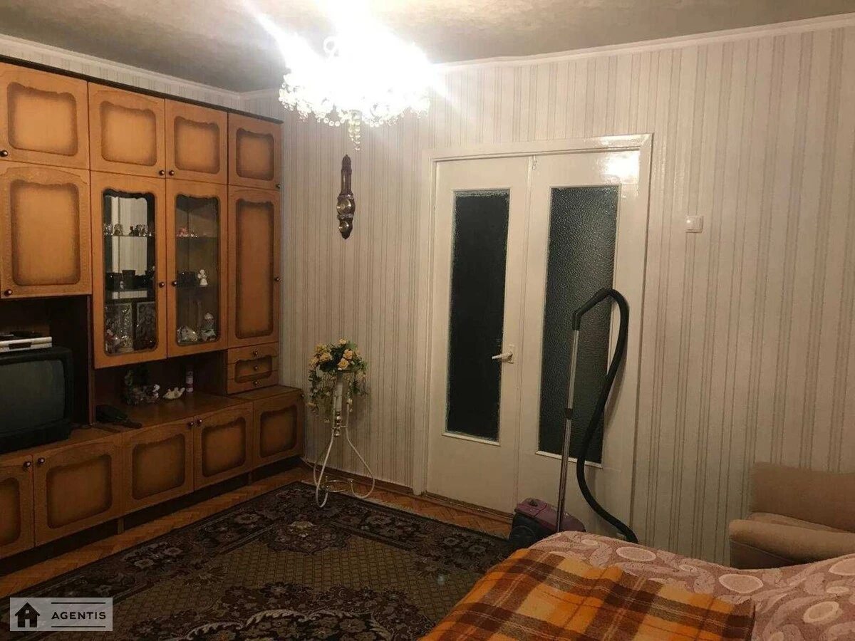 Здам квартиру 2 кімнати, 50 m², 9 пов./9 поверхів. Науки, Київ. 