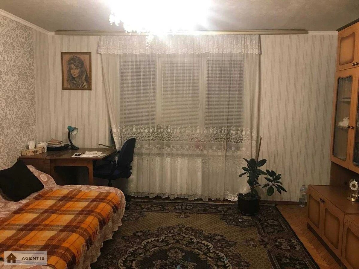 Сдам квартиру 2 комнаты, 50 m², 9 эт./9 этажей. Науки, Киев. 