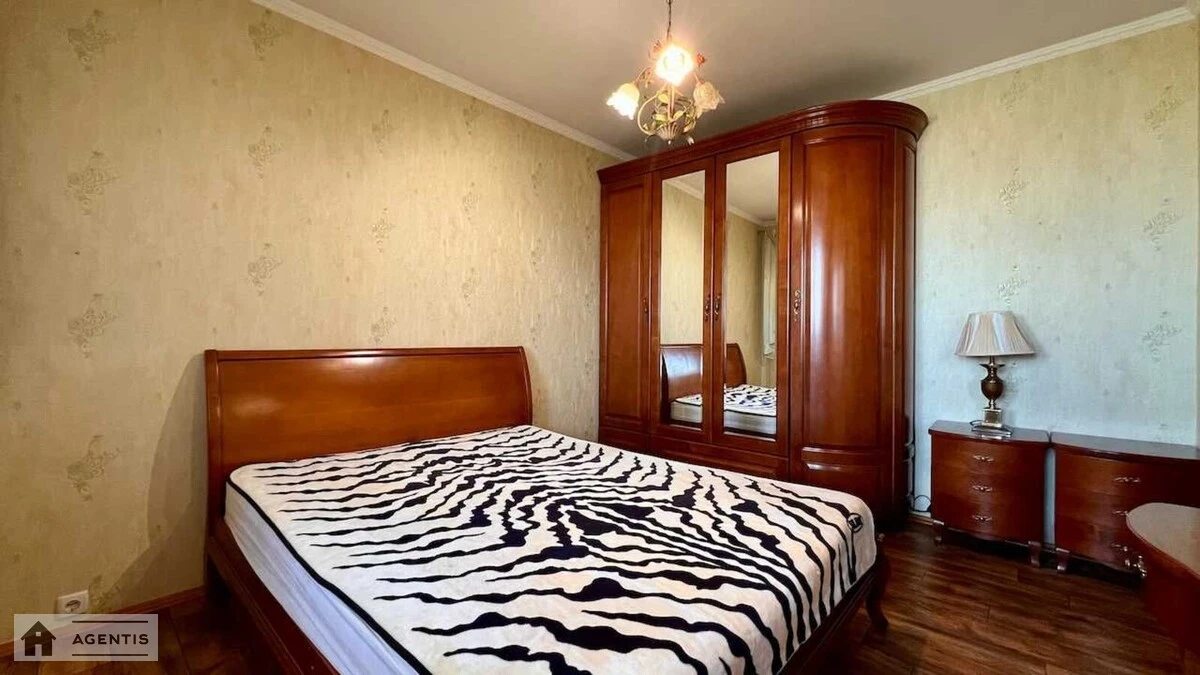 Apartment for rent 3 rooms, 68 m², 12th fl./16 floors. 17, Pravdy 17, Kyiv. 