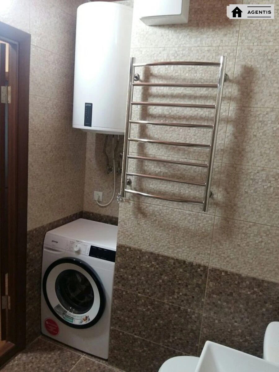 Сдам квартиру 1 комната, 37 m², 16 эт./25 этажей. 5, Софії Русової вул., Киев. 