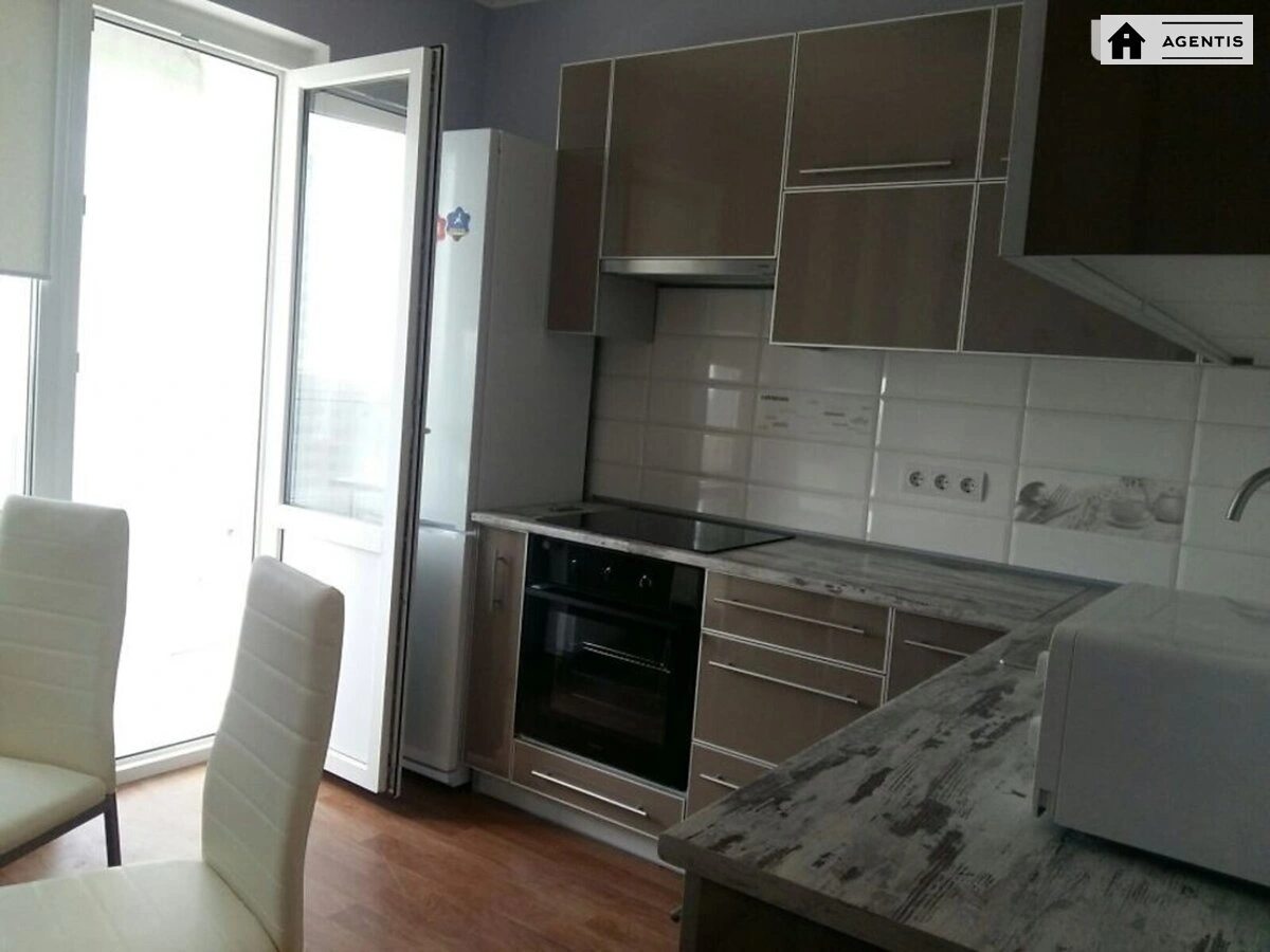 Сдам квартиру 1 комната, 37 m², 16 эт./25 этажей. 5, Софії Русової вул., Киев. 