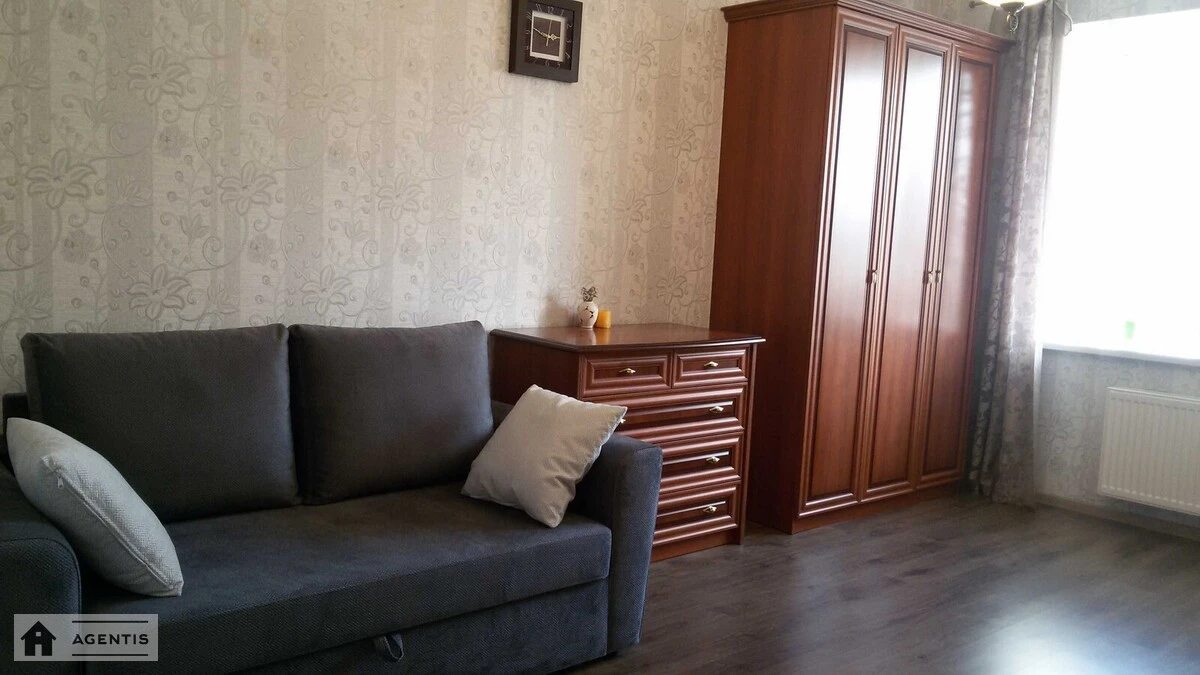 Apartment for rent 1 room, 44 m², 13th fl./18 floors. 25, Denysa Rachinskoho vul. Kombinatna, Kyiv. 