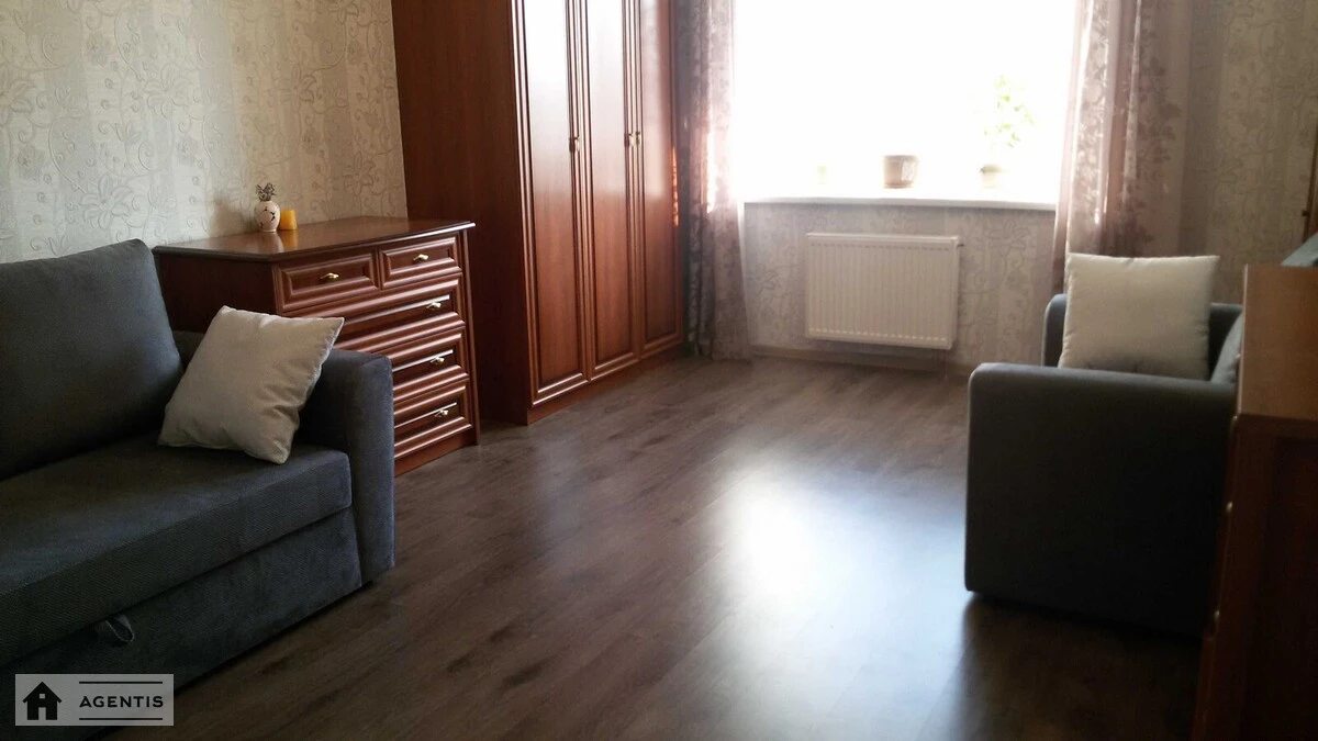 Apartment for rent 1 room, 44 m², 13th fl./18 floors. 25, Denysa Rachinskoho vul. Kombinatna, Kyiv. 