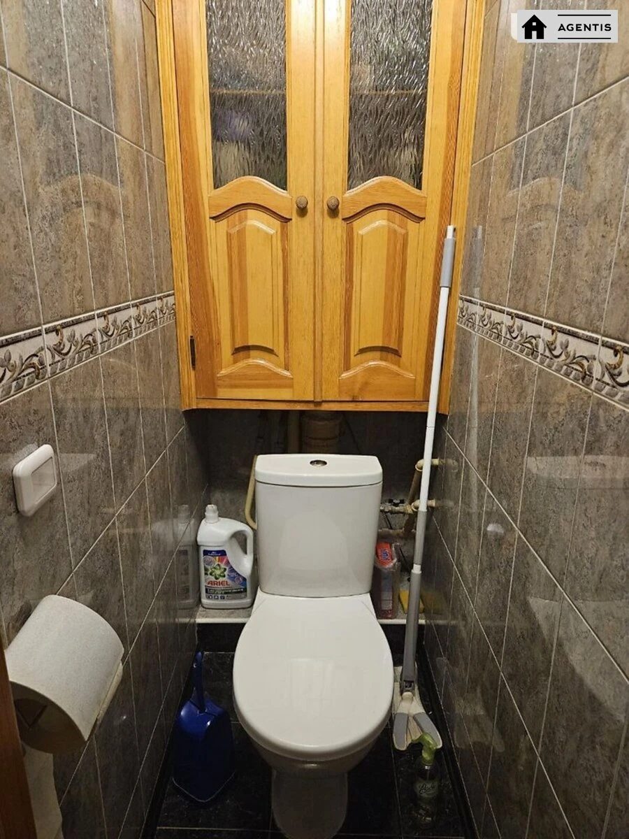 Сдам квартиру 1 комната, 40 m², 10 эт./16 этажей. 23, Олексія Тихого вул. (Виборзька), Киев. 