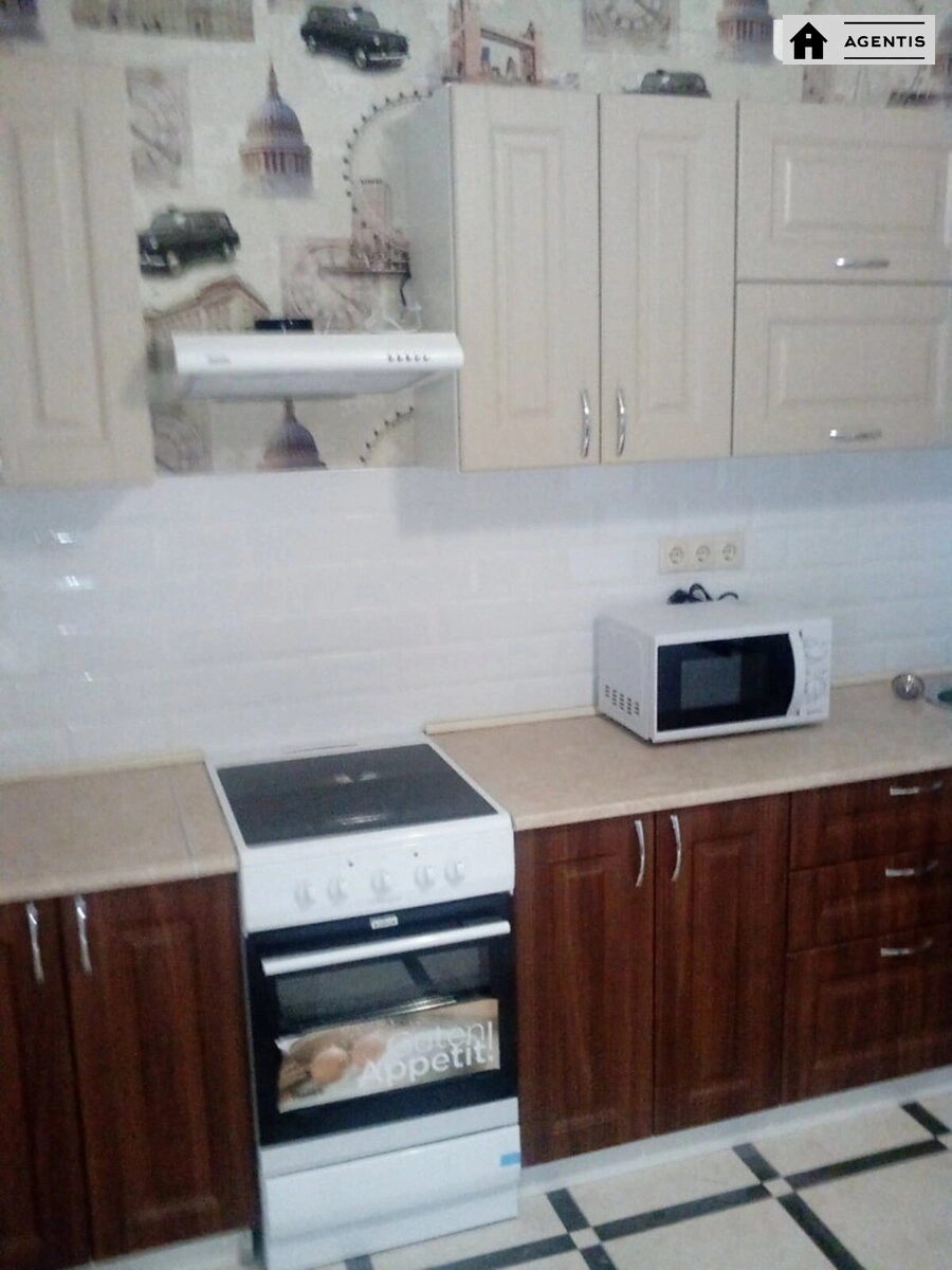 Здам квартиру 2 кімнати, 38 m², 8 пов./13 поверхів. 24, Михайла Максимовича вул. (Онуфрія Трутенка), Київ. 