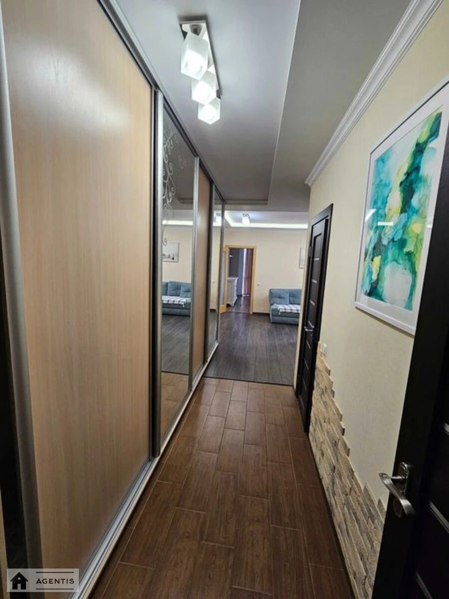 Сдам квартиру 2 комнаты, 80 m², 24 эт./25 этажей. 182, Харьковское 182, Киев. 