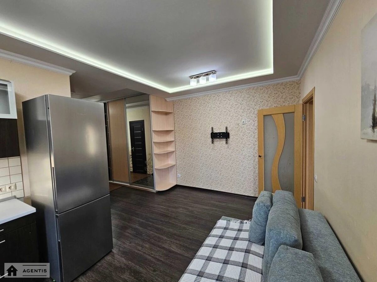 Сдам квартиру 2 комнаты, 80 m², 24 эт./25 этажей. 182, Харьковское 182, Киев. 