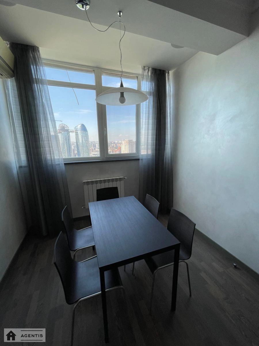 Apartment for rent 3 rooms, 79 m², 22nd fl./26 floors. Yevhena Konovaltsya vul. Shchorsa, Kyiv. 