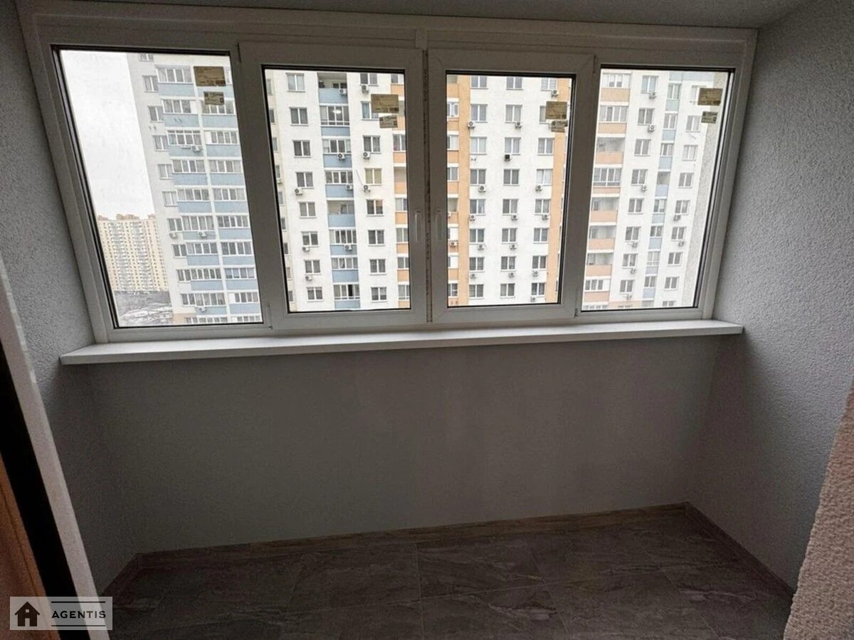 Сдам квартиру 1 комната, 42 m², 6 эт./16 этажей. Сергія Данченка вул., Киев. 