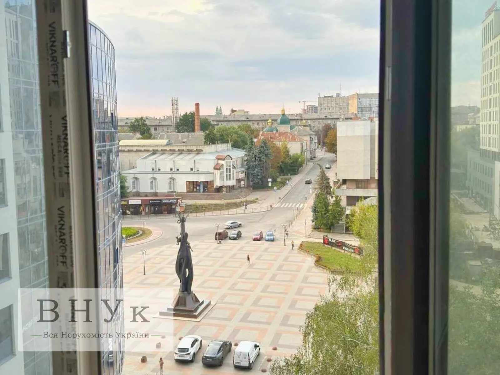 Apartments for sale 2 rooms, 67 m², 8th fl./10 floors. Heroyiv Yevromaydanu , Ternopil. 