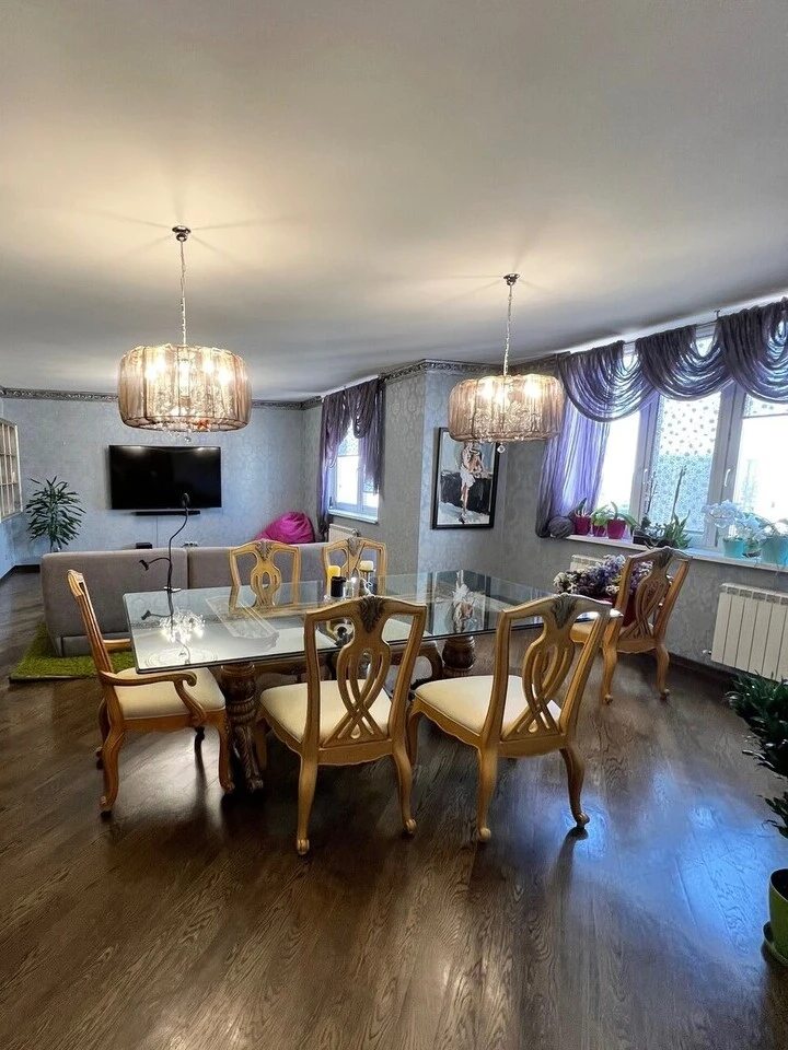 Apartment for rent 5 rooms, 239 m², 23rd fl./26 floors. 22, Sribnokilska 22, Kyiv. 