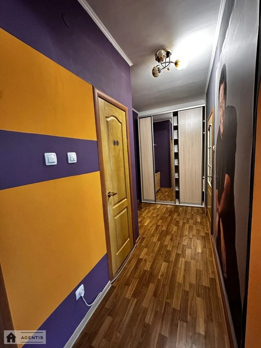 Apartment for rent 2 rooms, 65 m², 2nd fl./10 floors. Dokivska , Kotsyubynske. 