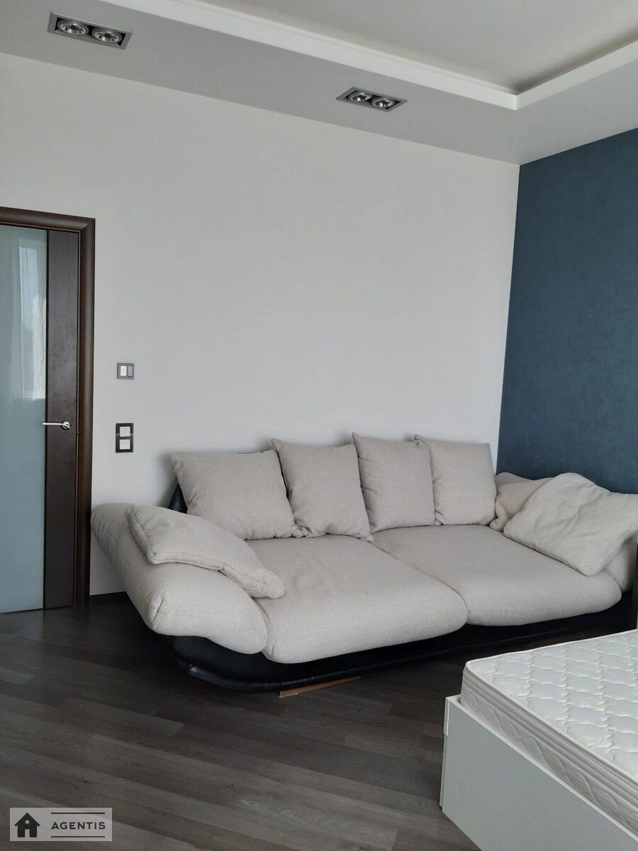 Apartment for rent 1 room, 49 m², 9th fl./25 floors. 3, Stepana Rudanskoho vul., Kyiv. 