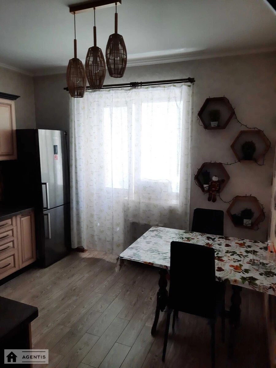 Apartment for rent 1 room, 44 m², 15th fl./19 floors. 38, Garmatna 38, Kyiv. 