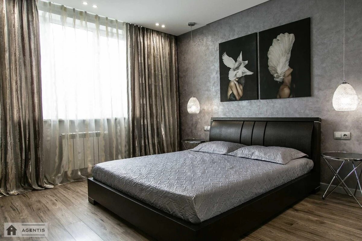 Apartment for rent 2 rooms, 56 m², 11th fl./24 floors. 13, Demiyivska 13, Kyiv. 