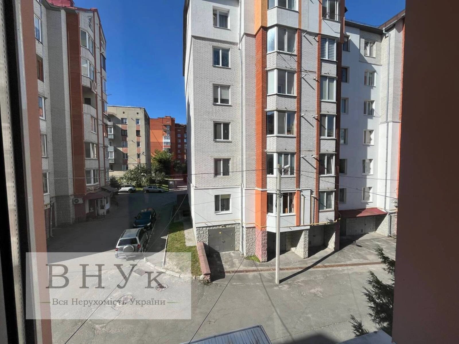 Apartments for sale 3 rooms, 102 m², 2nd fl./6 floors. Karpenka vul., Ternopil. 