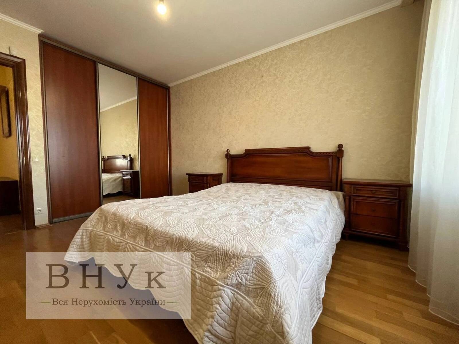 Apartments for sale 3 rooms, 102 m², 2nd fl./6 floors. Karpenka vul., Ternopil. 