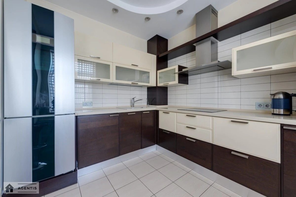 Apartment for rent 3 rooms, 115 m², 3rd fl./10 floors. Kudryavskiy, Kyiv. 