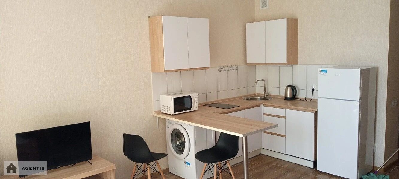 Сдам квартиру 1 комната, 33 m², 7 эт./12 этажей. 127, Камянська вул. (Дніпродзержинська), Киев. 