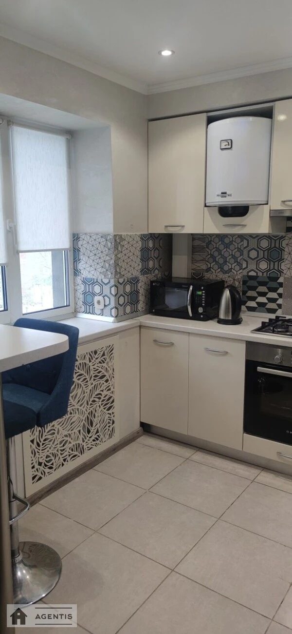 Apartment for rent 2 rooms, 43 m², 4th fl./5 floors. 35, Nauky 35, Kyiv. 