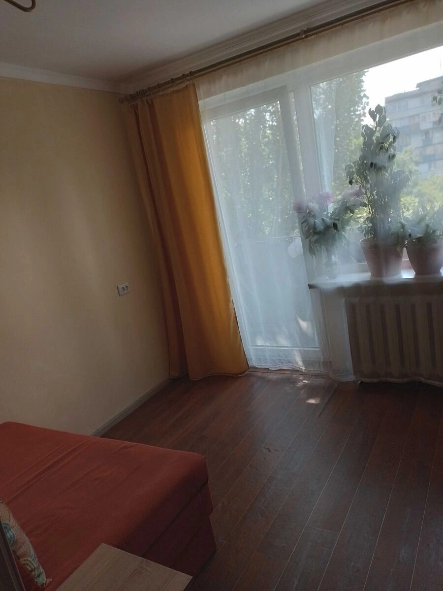 Продаж квартири 2 кімнати, 35 m², 5 пов./9 поверхів. 19, Миколи Руденка бульв. (Кольцова), Київ. 