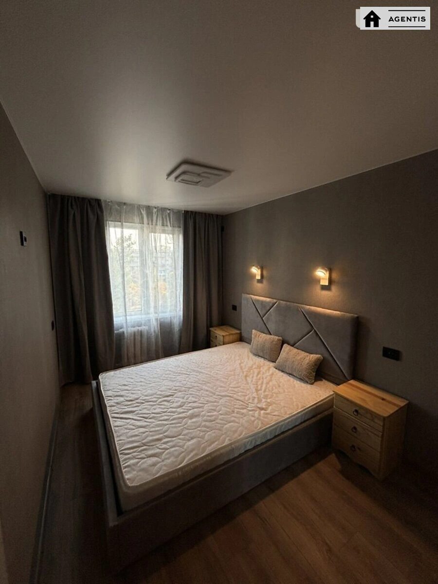 Apartment for rent 2 rooms, 46 m², 7th fl./9 floors. Lesia Kurbasa, Kyiv. 