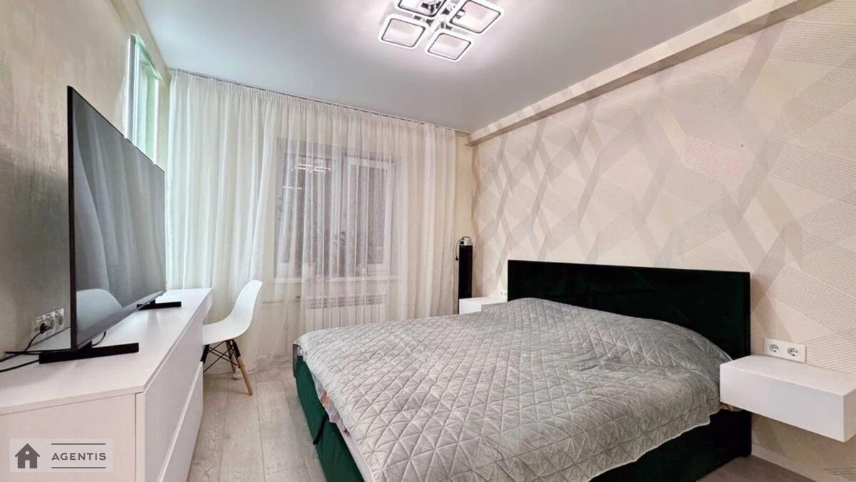 Сдам квартиру 2 комнаты, 49 m², 4 эт./9 этажей. 23, Марка Безручка вул. (Бабушкіна), Киев. 