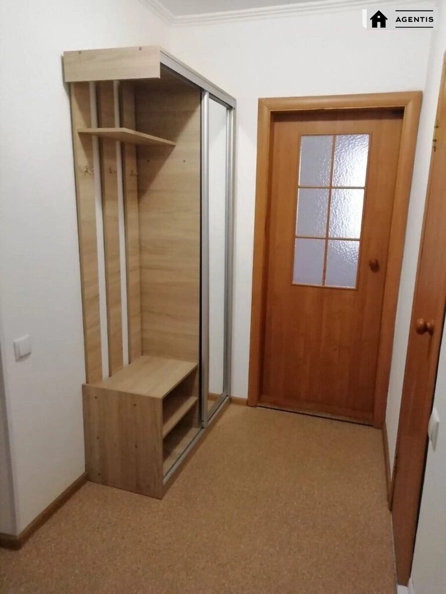 Здам квартиру 1 кімната, 48 m², 1 пов./25 поверхів. 24, Урлівська 24, Київ. 