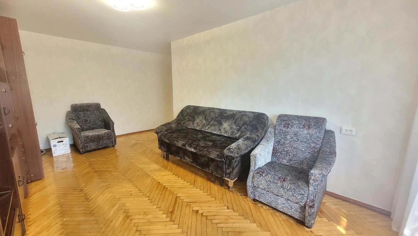 Apartment for rent 2 rooms, 45 m², 8th fl./9 floors. 2, Koroleva Akademyka , Odesa. 