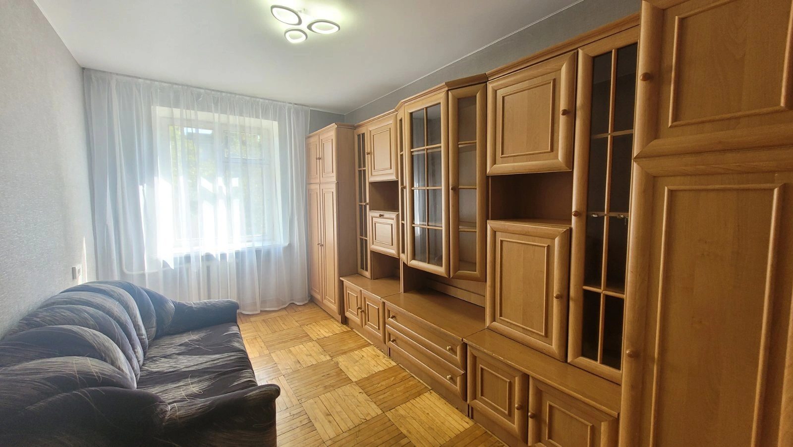 Apartment for rent 2 rooms, 45 m², 8th fl./9 floors. 2, Koroleva Akademyka , Odesa. 