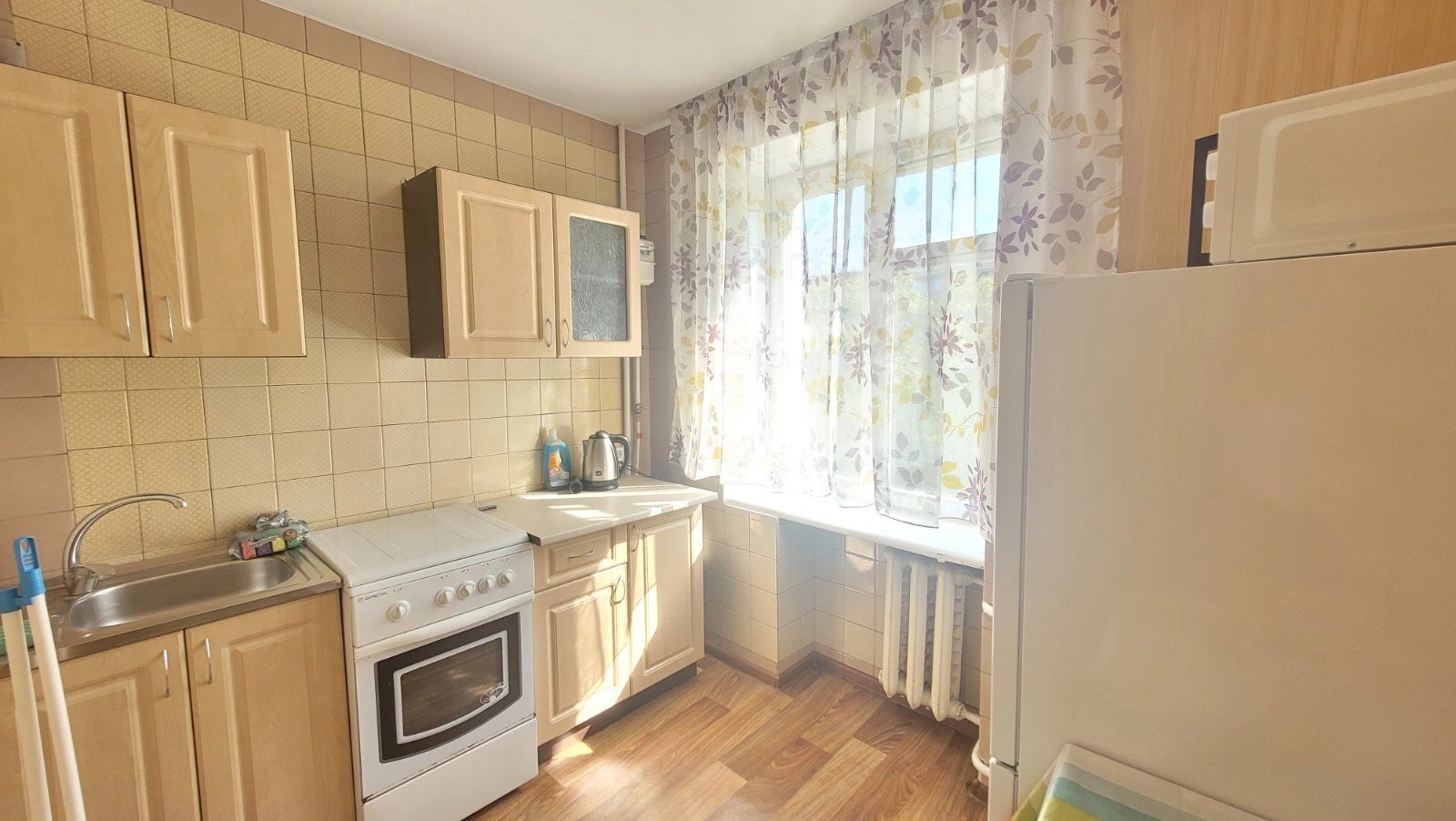 Apartment for rent 2 rooms, 45 m², 8th fl./9 floors. 2, Koroleva Akademyka , Odesa. 