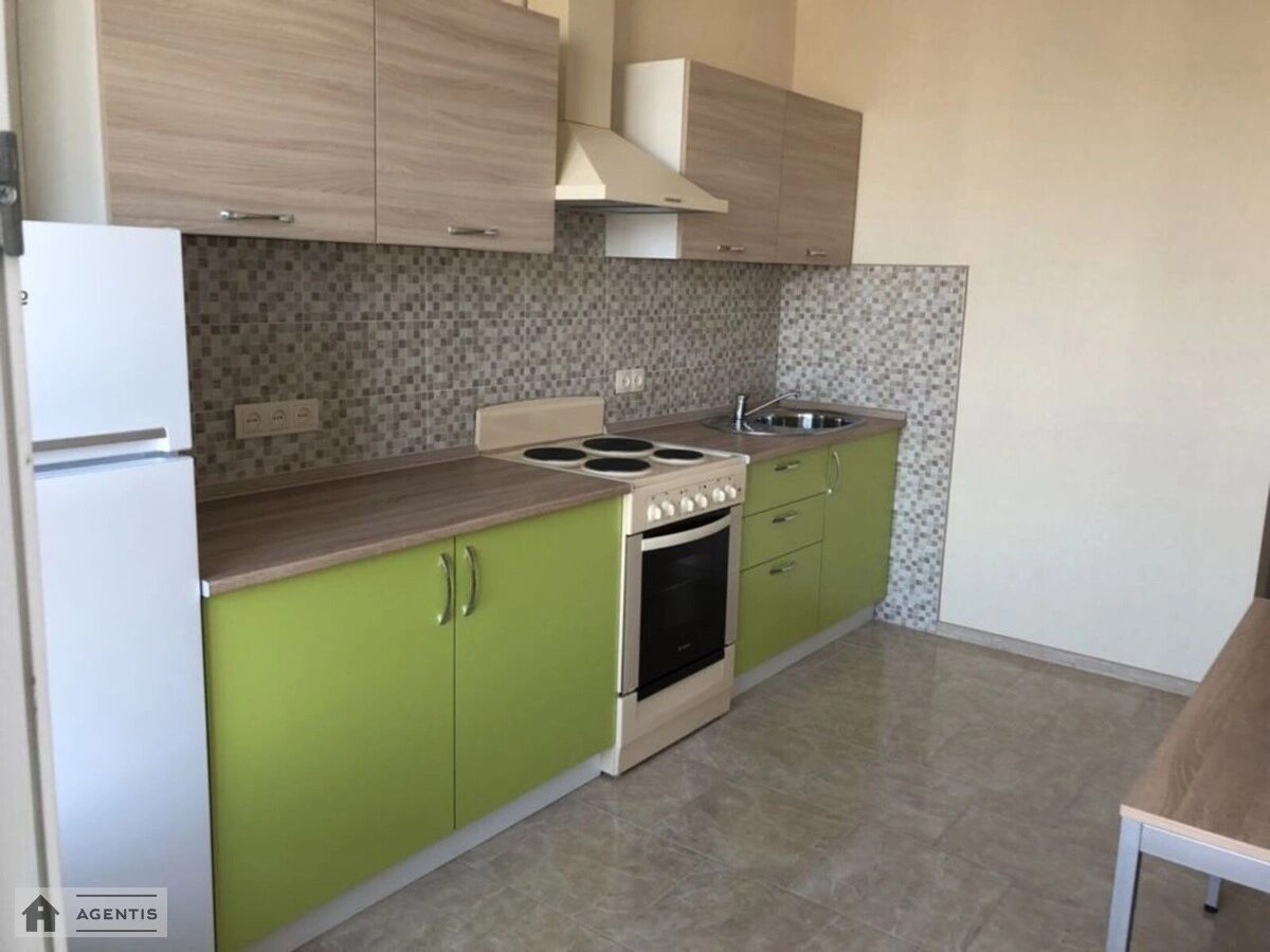 Здам квартиру 1 кімната, 40 m², 23 пов./25 поверхів. 45, Правди 45, Київ. 