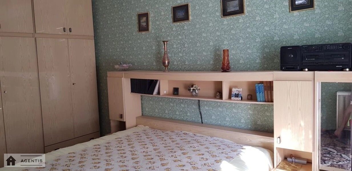 Здам квартиру 3 кімнати, 70 m², 1 пов./9 поверхів. Шолом-Алейхема, Київ. 