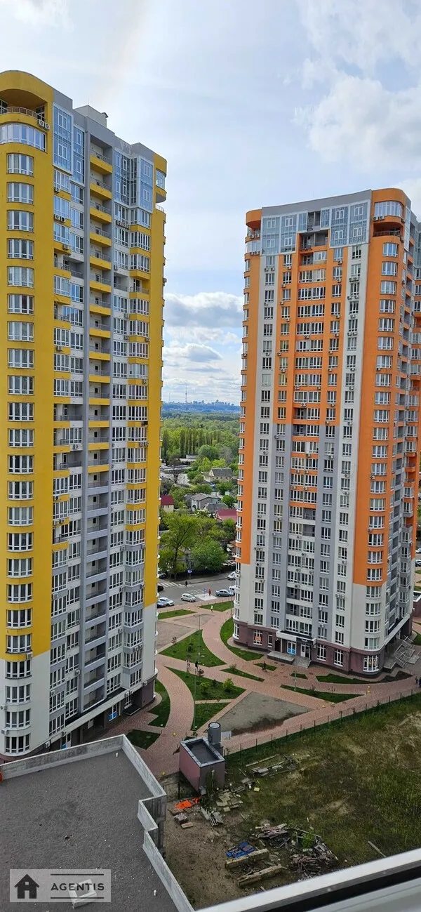 Здам квартиру 1 кімната, 32 m², 15 пов./28 поверхів. 62, Каховська 62, Київ. 