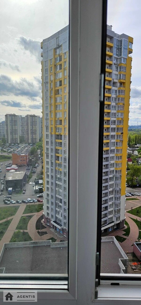 Здам квартиру 1 кімната, 32 m², 15 пов./28 поверхів. 62, Каховська 62, Київ. 