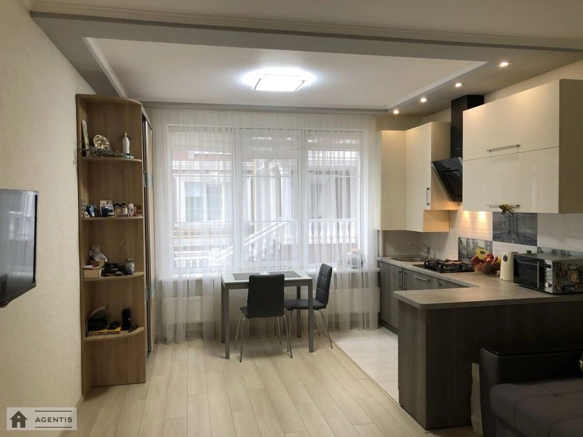 Apartment for rent 1 room, 28 m², 2nd fl./6 floors. 10, Dmytra Lutsenka vul., Kyiv. 