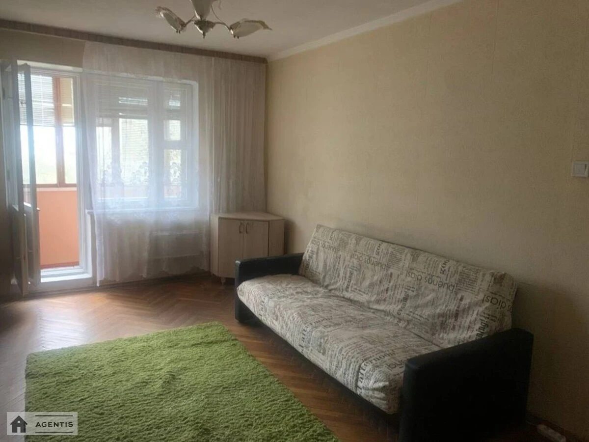 Apartment for rent 2 rooms, 52 m², 7th fl./9 floors. 6, Trostyanetcka 6, Kyiv. 