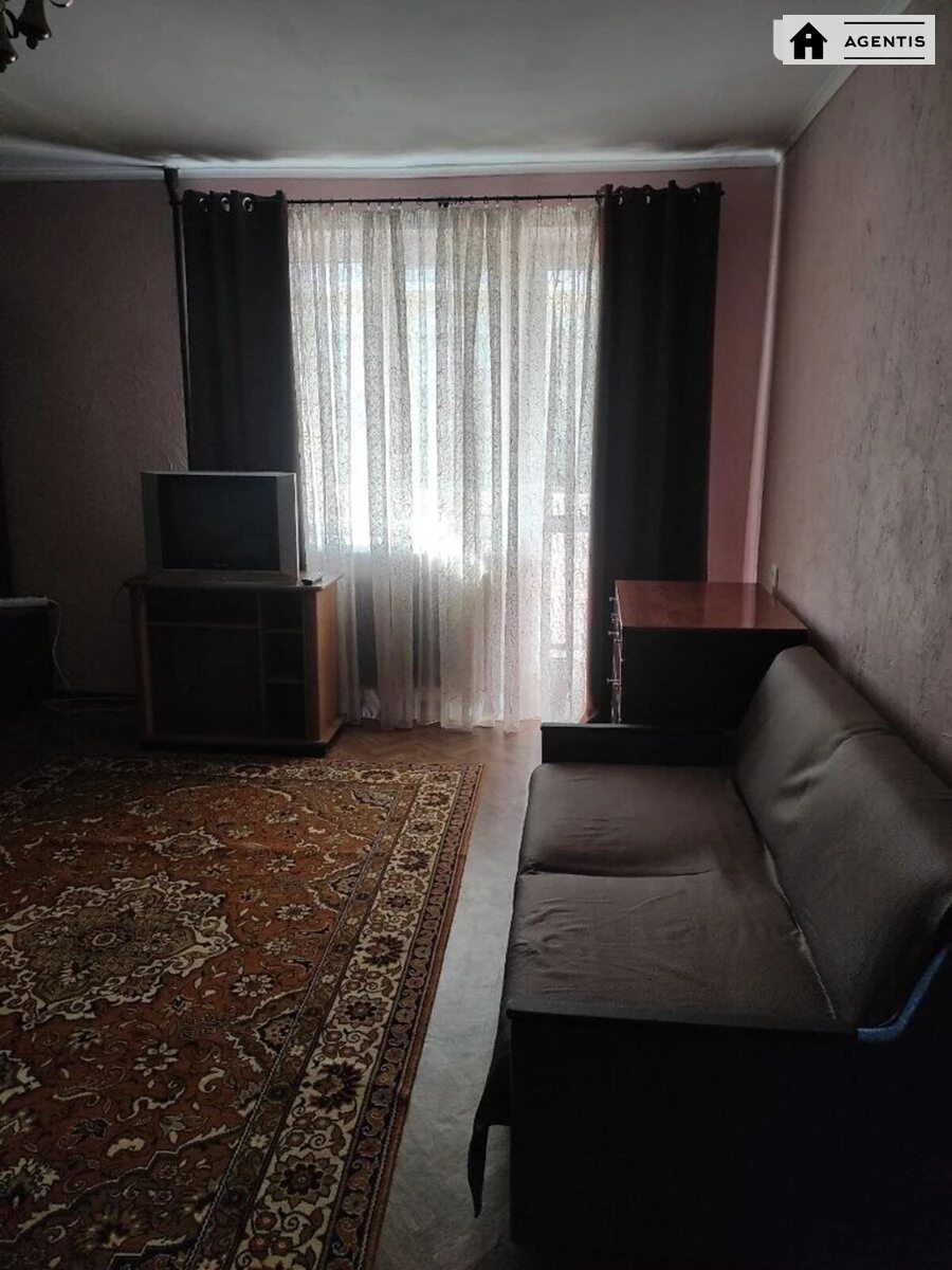 Здам квартиру 1 кімната, 35 m², 6 пов./9 поверхів. 12, Розумовського , Київ. 