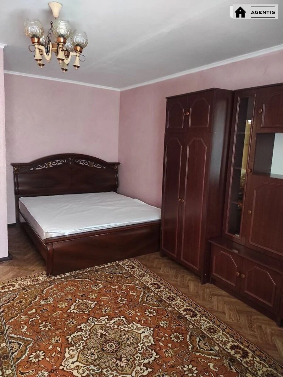 Здам квартиру 1 кімната, 35 m², 6 пов./9 поверхів. 12, Розумовського , Київ. 