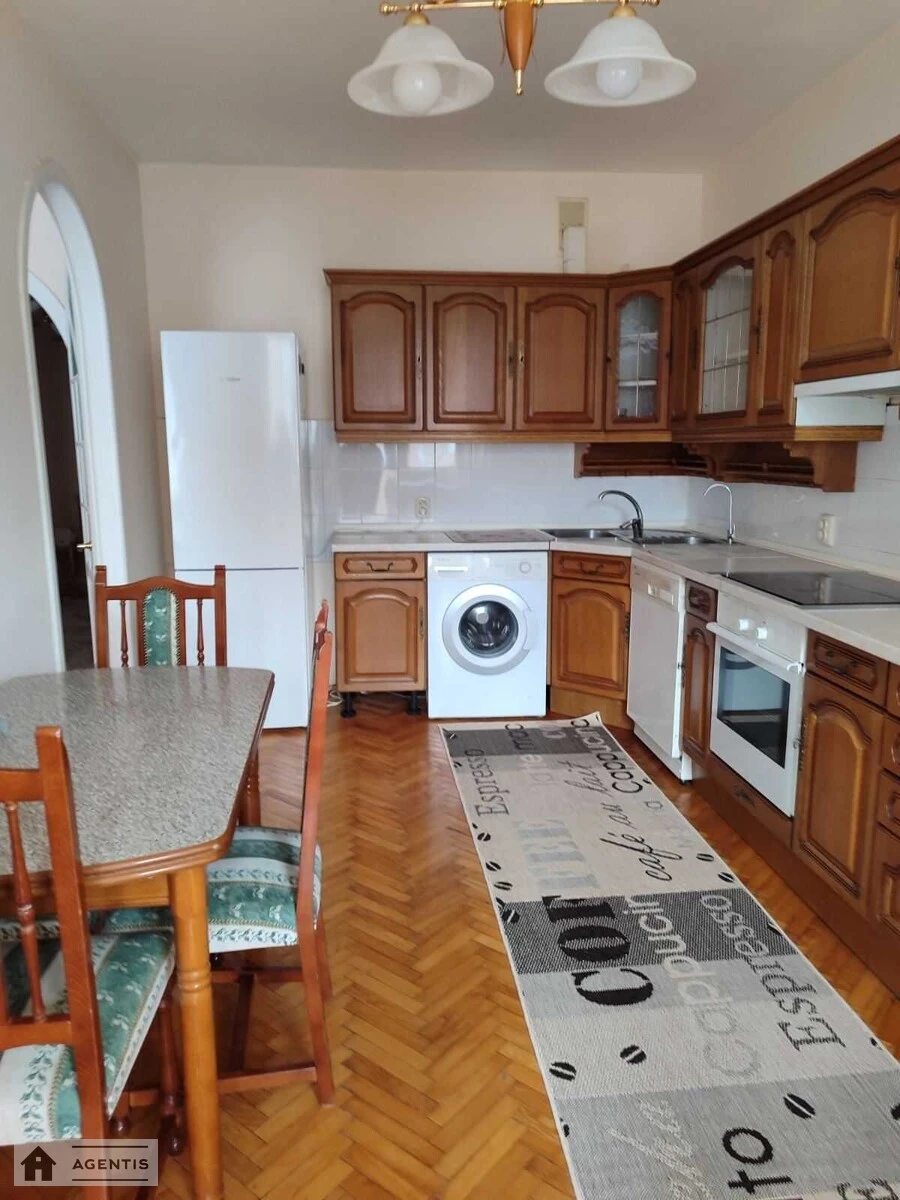 Apartment for rent 4 rooms, 160 m², 6th fl./9 floors. 52, Oleksandra Konyskoho vul. Turhenyevska, Kyiv. 