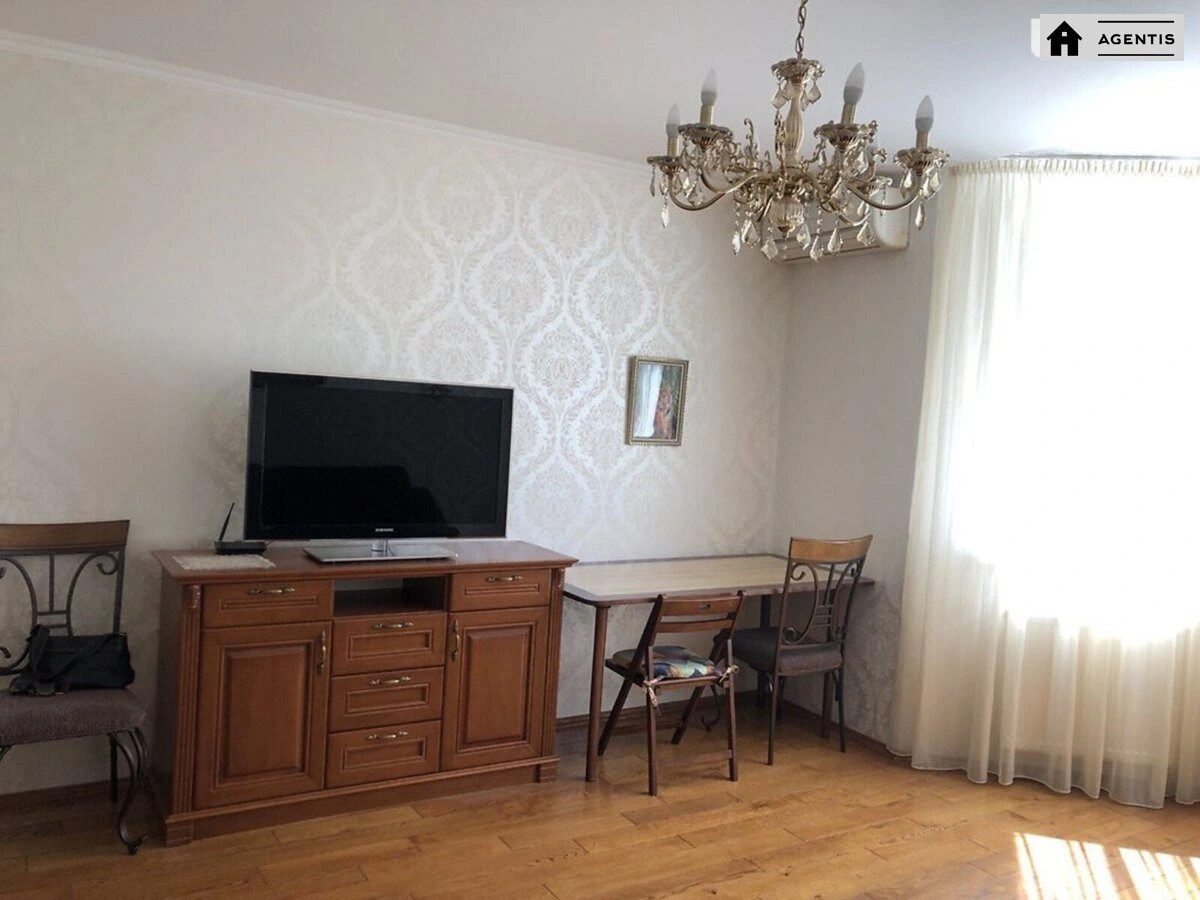 Apartment for rent 2 rooms, 74 m², 4th fl./26 floors. 9, Knyazhiy Zaton 9, Kyiv. 