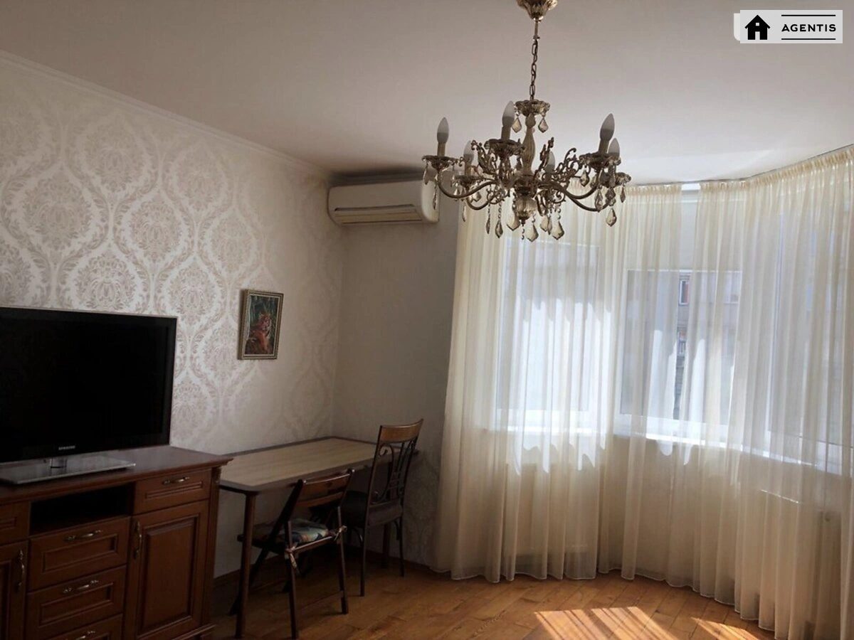 Apartment for rent 2 rooms, 74 m², 4th fl./26 floors. 9, Knyazhiy Zaton 9, Kyiv. 