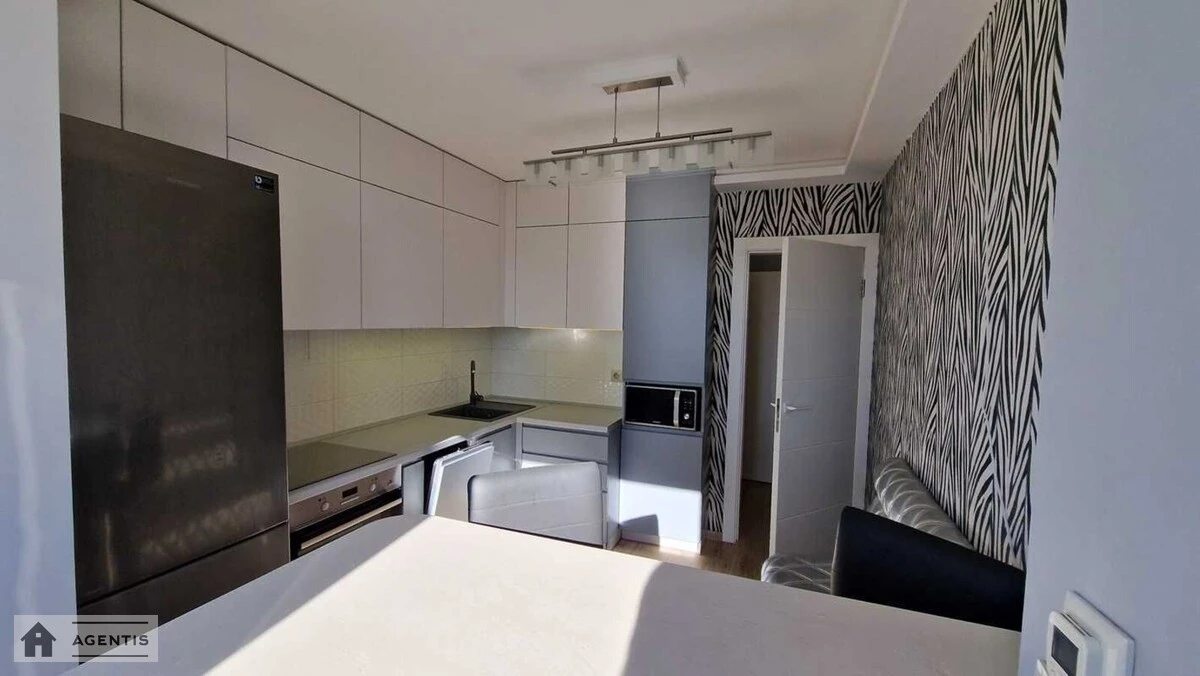 Здам квартиру 1 кімната, 42 m², 16 пов./25 поверхів. 23, Урлівська 23, Київ. 