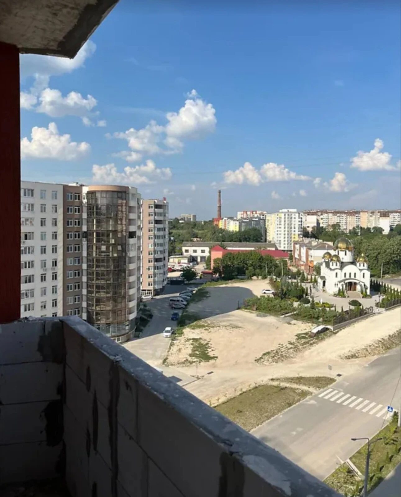 Продаж 3к квартири 73 кв. м на вул. Київська