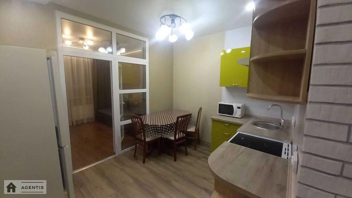 Сдам квартиру 2 комнаты, 55 m², 25 эт./34 этажа. 5, Берестейський просп. (Перемоги), Киев. 