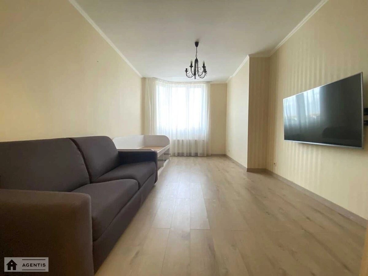 Apartment for rent 2 rooms, 58 m², 7th fl./8 floors. 102, Tolstoho , Sofiyivska Borshchahivka. 