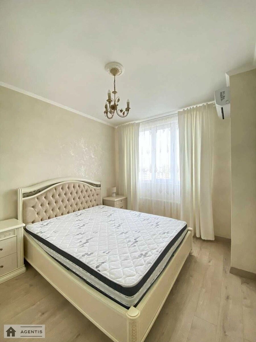 Apartment for rent 2 rooms, 58 m², 7th fl./8 floors. 102, Tolstoho , Sofiyivska Borshchahivka. 