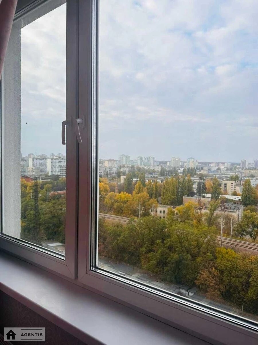 Apartment for rent 1 room, 33 m², 15th fl./25 floors. 3, Baltiyskiy 3, Kyiv. 